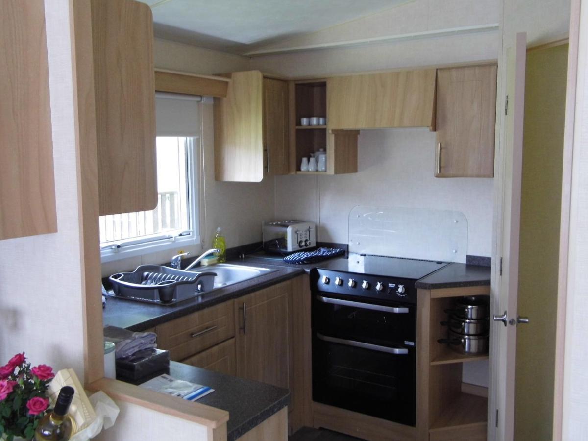 Oakdene -3 Bedroom Caravan Weeley ภายนอก รูปภาพ